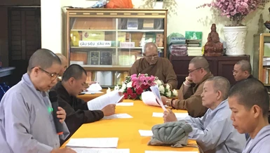 Quang cảnh phiên họp