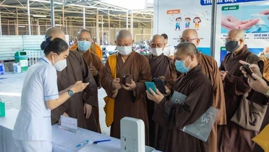 300 Tăng Ni, Phật tử đăng ký tham gia tình nguyện ở tuyến đầu phòng chống Covid-19