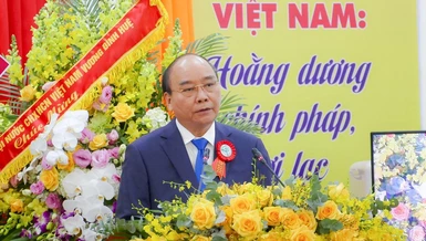 Chủ tịch nước Nguyễn Xuân Phúc phát biểu tại Đại lễ Kỷ niệm 40 năm thành lập GHPGVN - Ảnh: Bảo Trinh/BGN