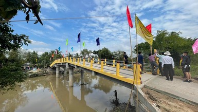 Cầy cầu Tường Nguyên 405 được đưa vào sử dụng trước Tết Nguyên đán - Ảnh: TN