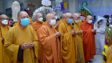 Chư tôn giáo phẩm Trung ương Giáo hội viếng tang cư sĩ Tống Hồ Cầm