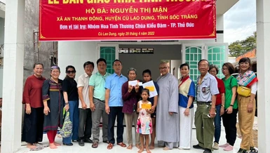 Đoàn đã bàn giao nhà đến hộ nghèo tại huyện Cù Lao Dung, tỉnh Sóc Trăng