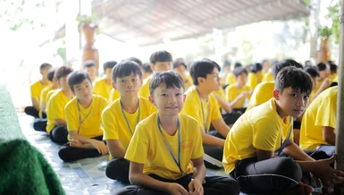 Các em tham gia trại hè "Chấp cánh ước mơ"