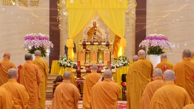 Đức Quyền Pháp chủ GHPGVN khai thị tại Đại lễ kỳ siêu đồng bào tử vong, cán bộ, chiến sĩ hy sinh trong đại dịch Covid-19, tổ chức tại Việt Nam Quốc Tự