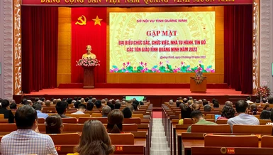 Gặp mặt các chức sắc, chức việc, nhà tu hành, tín đồ các tổ chức tôn giáo trên địa bàn tỉnh năm 2022