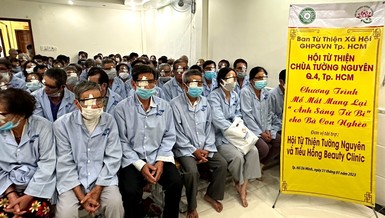 Hội Từ thiện chùa Tường Nguyên tổ chức phẫu thuật cho bà con khó khăn