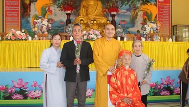 Lễ mừng thọ Phật tử cao niên là truyền thống hàng năm tại chùa Chí Linh