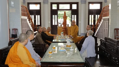 Ban Trị sự GHPGVN tỉnh tổ chức thăm các tự viện chuẩn bị trường hạ