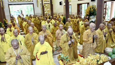 Ban Chức sự trường hạ tổ chức lễ tác pháp an cư tại chùa Vạn Thiện