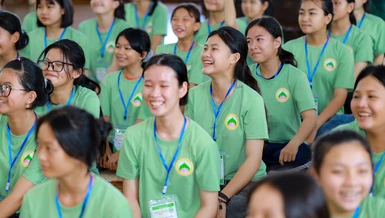 Các bạn trẻ tham gia khóa tu mùa hè chủ đề “Về chùa con an vui”