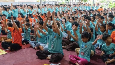 Thanh thiếu niên tham dự khóa tu sẽ sinh hoạt nhóm phù hợp độ tuổi