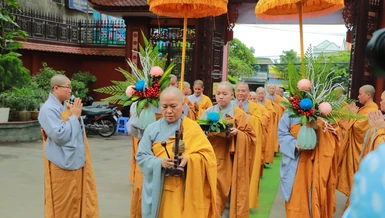 Cung nghinh đoàn quang lâm trường hạ chùa Quang Minh, TP.Đồng Xoài