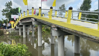 Cây cầu Tường Nguyên 478 được khánh thành, bàn giao cho bà con địa phương - Ảnh: TN