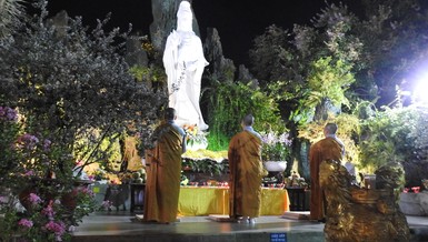 Chùa Pháp Võ (H.Nhà Bè) lạy ngũ bách danh nhân ngày vía Đức Quan Thế Âm 