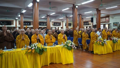 Trường Trung cấp Phật học Hà Nội tổ chức tổng kết và khai giảng năm học mới