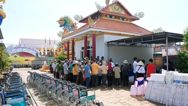 Chuẩn bị buổi trao xe lăn, quà đến người mù và các gia đình khó khăn tại H.Cẩm Mỹ