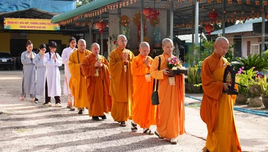 Cung thỉnh chư tôn đức quang lâm đạo tràng "Một ngày an lạc" tại tịnh xá Ngọc Thiện