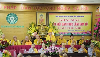 Chư tôn đức chứng minh, tham dự lễ khai mạc