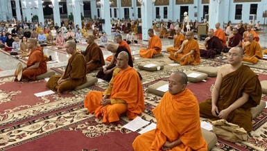 Thực tập thiền tại thiền viện Phước Sơn