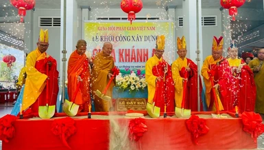 Thực hiện nghi thức khởi công đại trùng tu chùa Khánh An