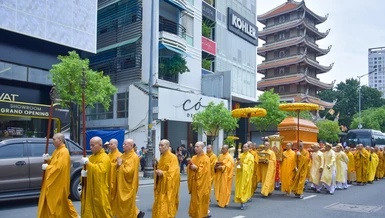 Cung thỉnh kim quan Hòa thượng Thích Huệ Trí trở về tổ đình Kim Tiên, cố đô Huế