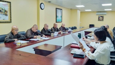 Chư tôn đức Ban Trị sự TP.HCM, Q.10 và đại diện Ủy ban MTTQVN Q.10 họp chuẩn bị tổ chức "Đêm hội trăng rằm"