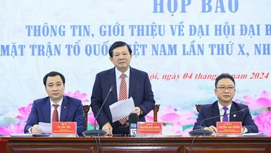 Phó Chủ tịch Ủy ban Trung ương MTTQVN Nguyễn Hữu Dũng phát biểu tại cuộc họp báo - Ảnh: TƯMTTQVN