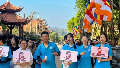 Khóa tu với tên gọi mang ý nghĩa sâu sắc như Từ Bi, Trí Tuệ, Hiếu Hạnh, Yêu Thương…