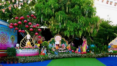 Vườn Lâm-tỳ-ni đạt giải nhất do Phật tử Hoàng Thị Thoa - pháp danh Huệ Quang thiết kế