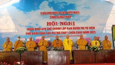 Chư tôn đức chứng minh, tham dự hội nghị