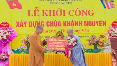 Đại đức Thích Thanh Vượng ủng hộ xây dựng chùa