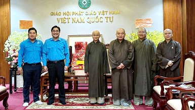 Ông Ngô Minh Hải thăm và chúc mừng chư tôn đức Ban Trị sự GHPGVN TP.HCM nhân mùa Vu lan - Báo hiếu