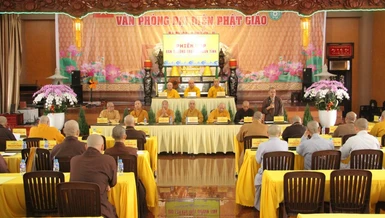 Ban Thường trực Ban Trị sự GHPGVN tỉnh họp về sáp nhập Trường Trung cấp Phật học