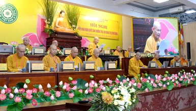 Chư tôn đức Ban Thường trực Hội đồng Trị sự GHPGVN trong phiên khai mạc vào sáng nay tại thiền viện Quảng Đức, TP.HCM - Ảnh: Bảo Toàn/BGN