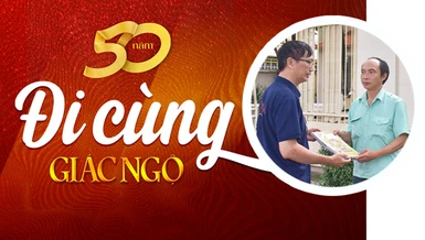 Những người đồng hành mang mỗi số Báo Giác Ngộ phát hành đến tay độc giả nhanh nhất