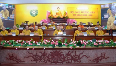 Chư tôn giáo phẩm chủ tọa Hội nghị kỳ 5 - khóa IX phiên chiều nay, 22-1