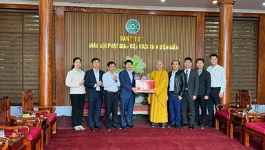 Phái đoàn lãnh đạo Tỉnh ủy thăm, chúc Tết Ban Trị sự Phật giáo tỉnh