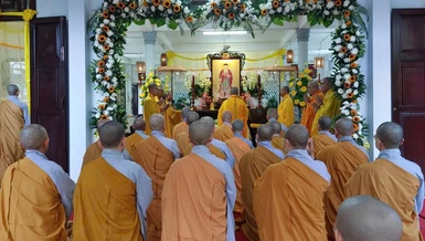 Quang cảnh Lễ nhập kim quan Ni trưởng Thích nữ Diệu Vân tại Ni viện Diệu Quang