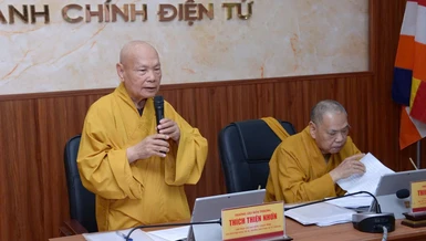 Trưởng lão Hòa thượng Thích Thiện Nhơn chủ trì buổi họp với Ban Trị sự Phật giáo TP.HCM - Ảnh: Bảo Toàn/BGN