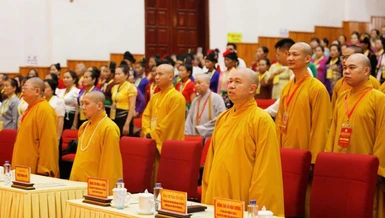 Chư tôn đức, đại biểu trong nghi thức chào Quốc kỳ, Đạo kỳ
