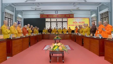 Chư tôn đức Ban Thường trực Hội đồng Trị sự, Ban Trị sự tỉnh, thành phố, tại hội nghị mở rộng ngày 1-7-2026 - Ảnh: Bảo Toàn/BGN