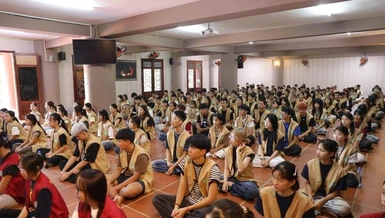 200 khóa sinh tham gia Khóa sinh hoạt Phật pháp mùa hè 
