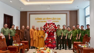 Ban Trị sự GHPGVN tỉnh chúc mừng Ngày truyền thống lực lượng Công an nhân dân