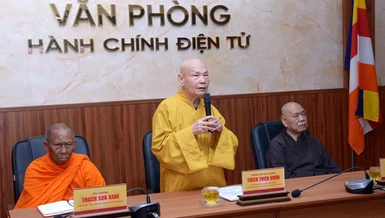 Trưởng lão Hòa thượng Thích Thiện Nhơn phát biểu khai mạc buổi họp - Ảnh: Bảo Toàn/BGN