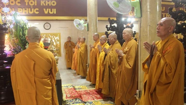 Khóa lễ diễn ra tại chùa Quảng Đức 
