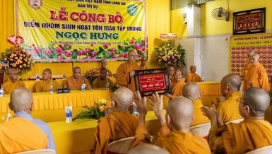 Lễ công bố Điểm sinh hoạt tôn giáo tập trung Ngọc Hưng (thị trấn Vĩnh Hưng, huyện Vĩnh Hưng)