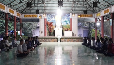 Ngồi thiền buổi sáng 