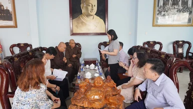 Đoàn kiểm tra việc quản lý tiền công đức, tài trợ tại các di tích tại chùa Ấn Quang