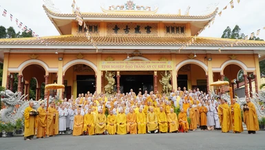 Đoàn Ban Hoằng pháp, Ban Kinh tế - Tài chính T.Ư thăm, cúng dường trường hạ tại tỉnh An Giang