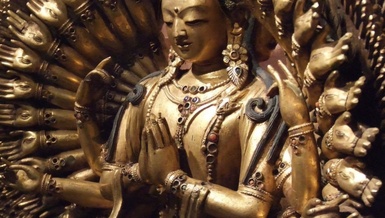 Quan Âm nghìn tay nghìn mắt 